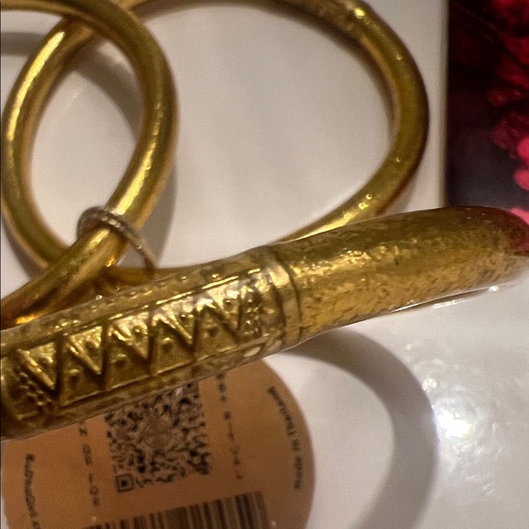 Budhagirl Radiant Gold Bangles - Picture 5 of 7